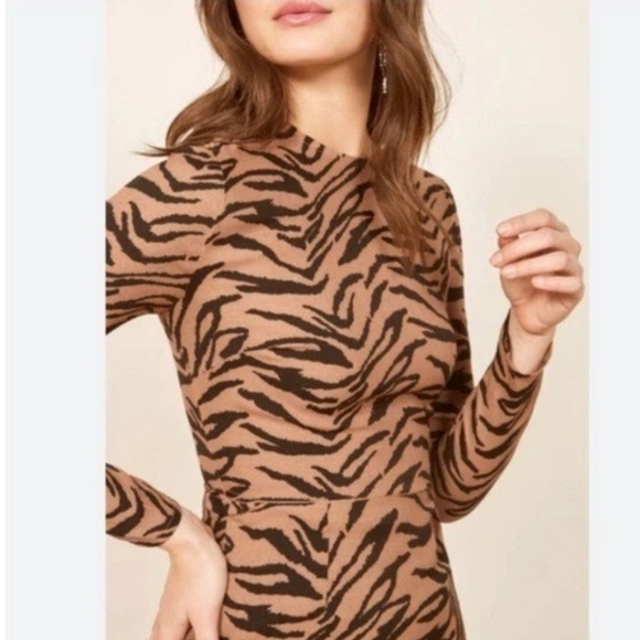 Reformation Maurita Tiger Print Wrap Dress Size 6 - Picture 3 of 10